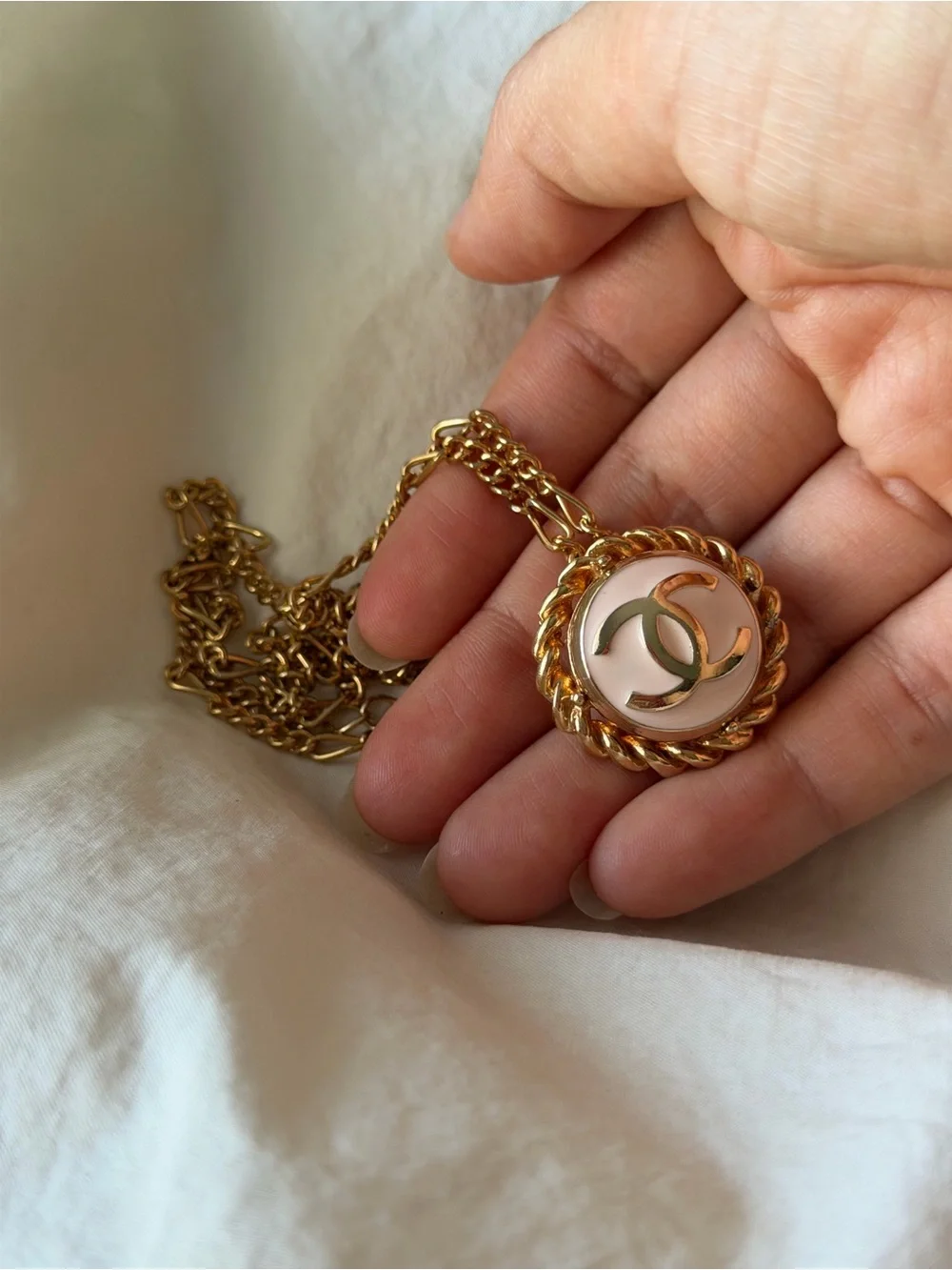 CHANEL Gold-Tone Necklace with Pink Enamel Double C Medallion